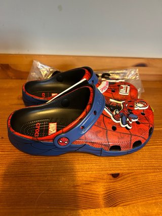Crocs Spiderman Talla 36-37