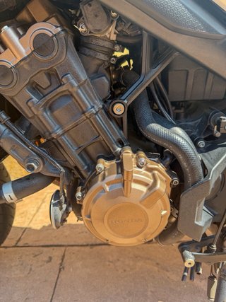 Honda CB650R Negra y Plata
