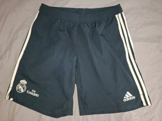 Pantalón Corto Real Madrid Adidas Gris 18/19