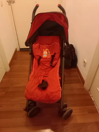 Silla de paseo roja