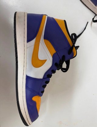 Nike Air Jordan 1 Morado y Amarillo