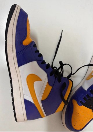 Nike Air Jordan 1 Morado y Amarillo