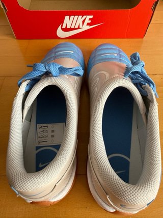 Nike Total 90 Talla 44 Beige/Azul