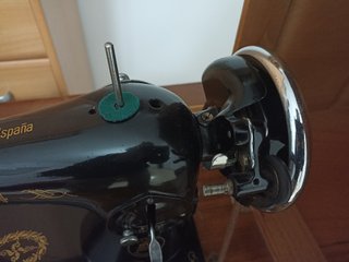 Máquina de coser Alfa