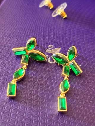 Brincos Swarovski Terra Bambu Verde Dourado