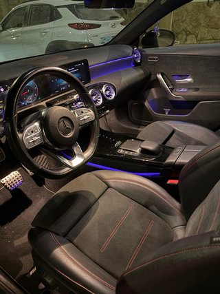 Mercedes-Benz A 200 amg 2020