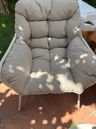 Conjunto de jardín con mesa y sillones
