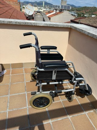 Silla de ruedas plegable