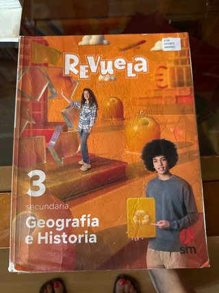 Geografía e Historia, 3 secundaria. Revuela