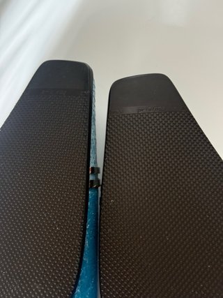 Sandalias de tacon de cuero azul Accademia