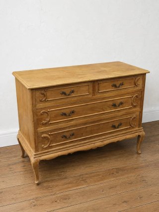 Cómoda de madera natural