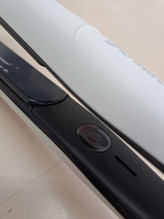 Plancha pelo profesional rápida sin daño ghd Chronos blanca