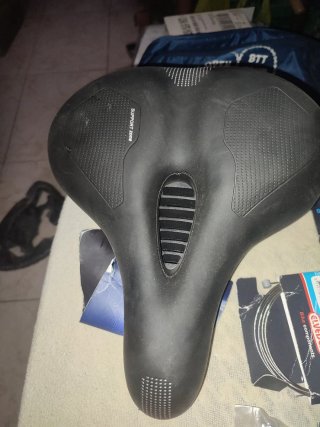 Accesorios Bicicleta: Sillín, Luces, Cuentakilómet