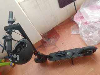 Patinete Eléctrico Negro.... no hago envíos