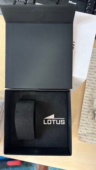 Reloj Lotus Hombre Oro y Plata