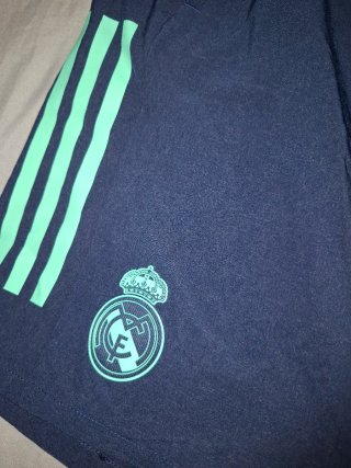 Pantalones cortos entrenamiento Real Madrid Adidas