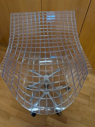 Silla de escritorio transparente con ruedas