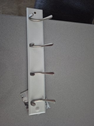 Perchero de pared nuevo