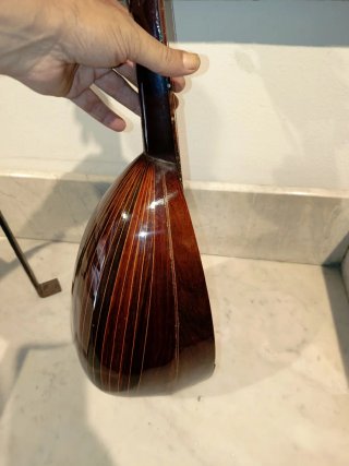 Mandolina Japonesa Antigua.