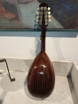 Mandolina Japonesa Antigua.