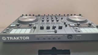 Traktor Kontrol S4 MK3 - Sin estrenar NO ENVÍOS