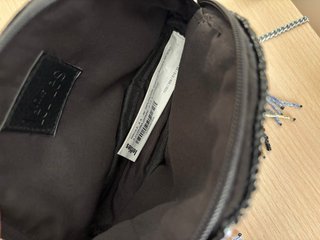 Bolso de fiesta con flecos y abalorios