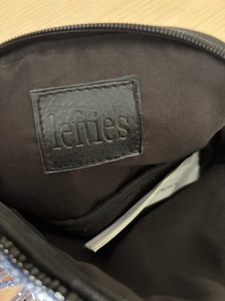 Bolso de fiesta con flecos y abalorios