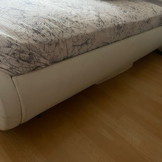 Cama