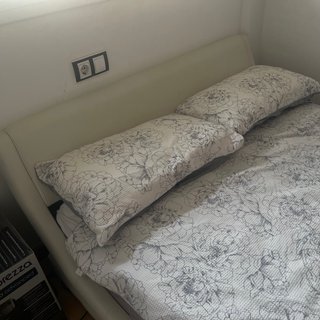 Cama