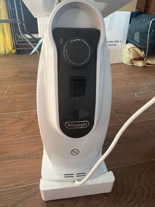 Calefactor Eléctrico DeLonghi 8 Aletas