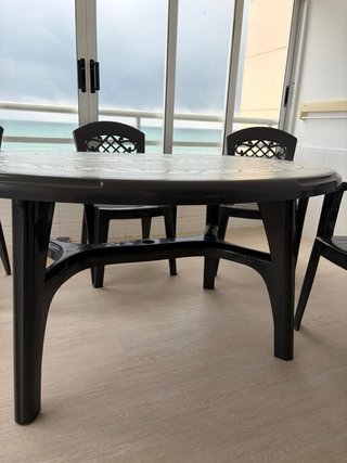 Tavolo e 4 sedie da giardino grigio antracite