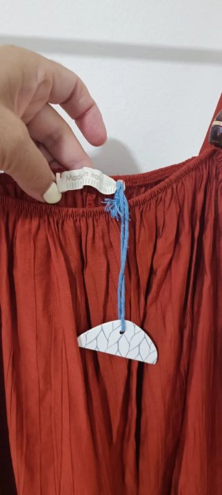 Vestido tirantes con abalorios