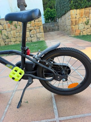 Bicicleta infantil verde