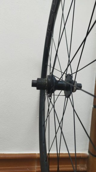 Llanta 29 Shimano WH-MT601
