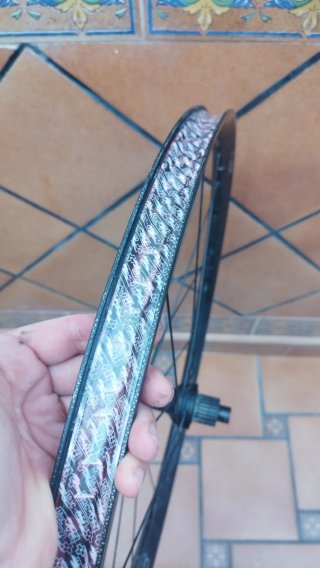 Llanta 29 Shimano WH-MT601