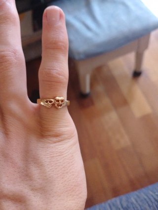 Anillo Dorado con dos caras