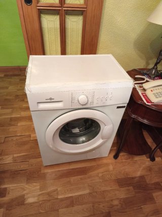 Lavadora Blanca Nueva