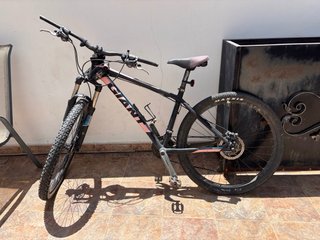 Bicicleta de montaña Giant en MALAGA MARBELLA