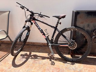 Bicicleta de montaña Giant en MALAGA MARBELLA