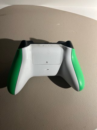 Xbox Series S + Mando Verde + Teclado