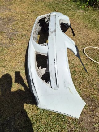 Paragolpes Seat Altea para reparar