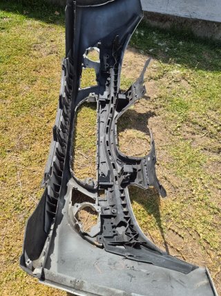 Paragolpes Seat Altea para reparar
