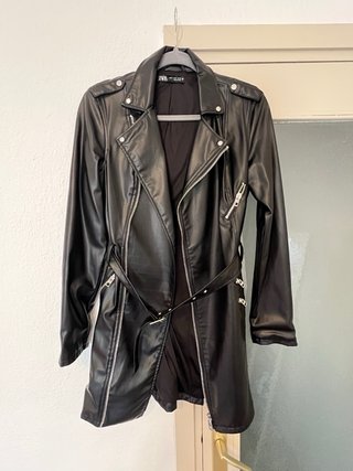 Chaqueta Cuero ; Zara; Talla EUR M
