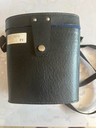 Estuche para prismáticos