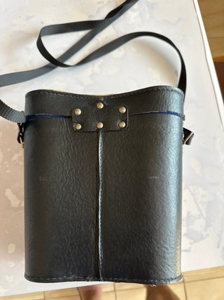 Estuche para prismáticos