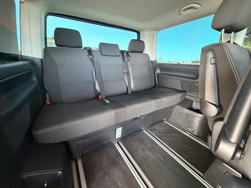 Volkswagen Multivan 2017, foto 18