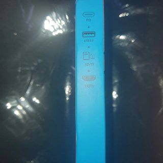 Hub USB-C 7 en 1 (Nuevo)sin abrir