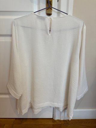 Blusa blanca de mujer talla L nueva sin utilizar