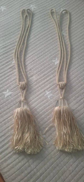 Alzapaños para cortinas beige