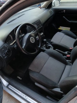 Volkswagen Golf 2002